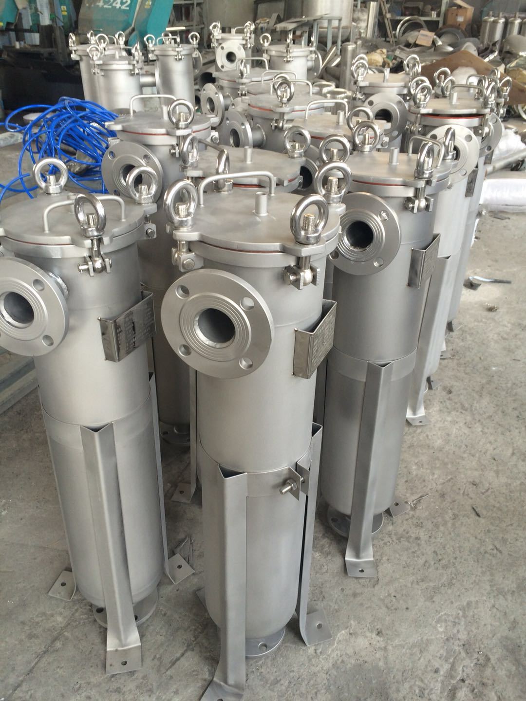 不銹鋼袋式過濾器 不銹鋼多袋式過濾器_產品_世界工廠網